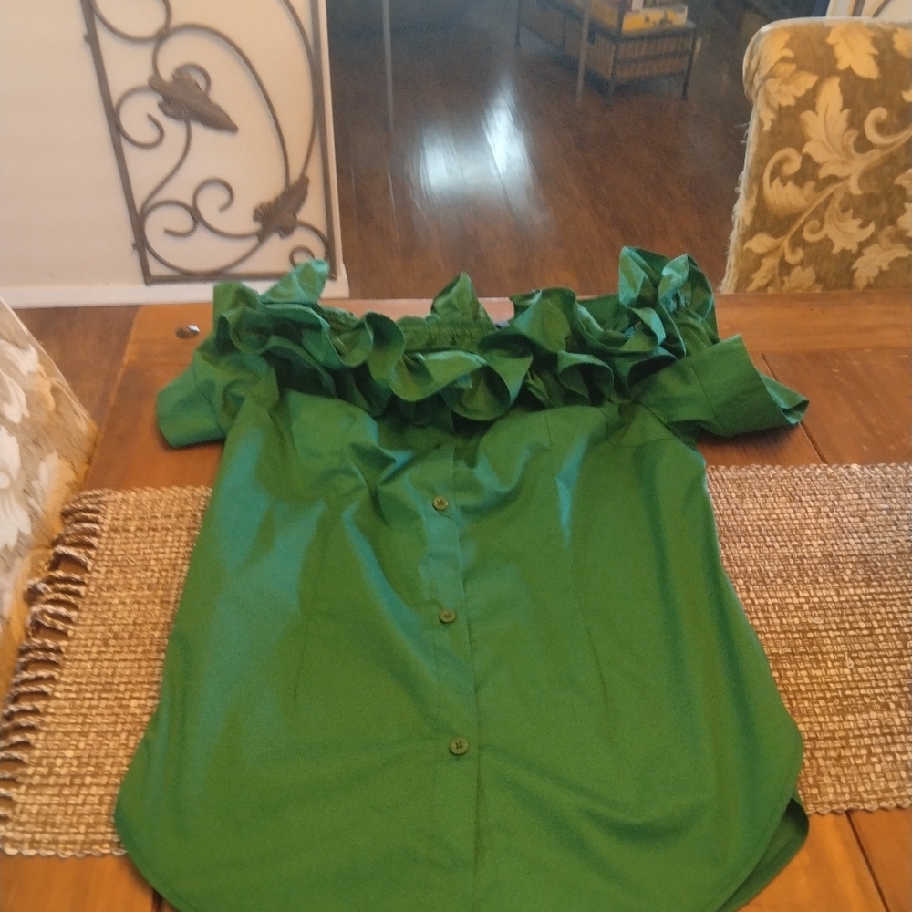 STYLEWE Emerald Ruffle Top